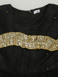 Black Sleeveless Sequins With Bow Embellished Soft Net Party Dress