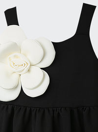 BLACK ELEGANT BLACK DRESS WITH BIG WHITE FLOWER