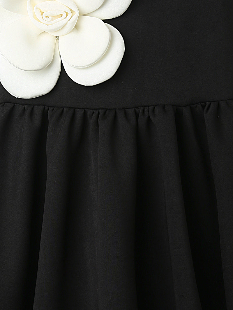 BLACK ELEGANT BLACK DRESS WITH BIG WHITE FLOWER